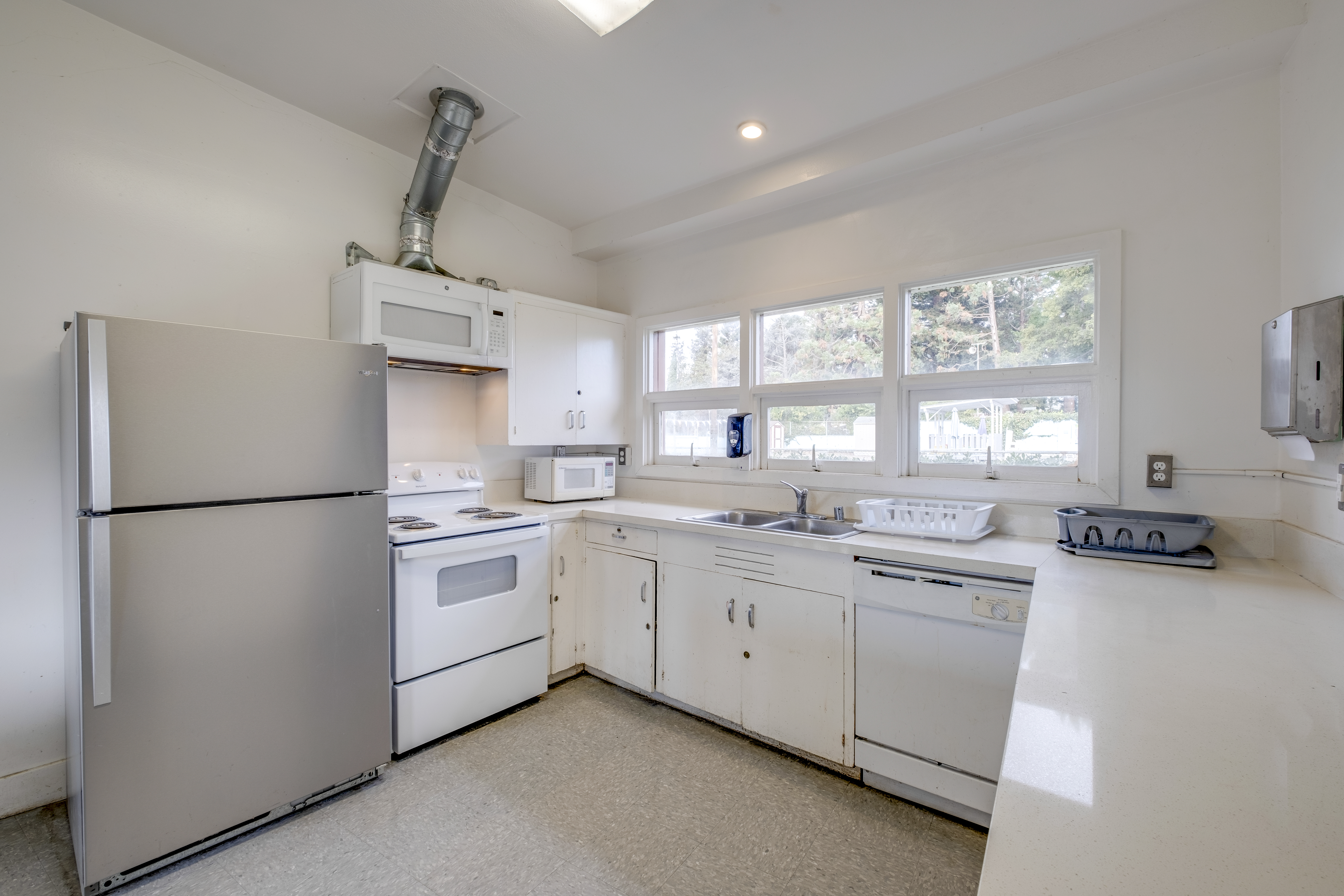 Harrison-Kitchen-2.jpg