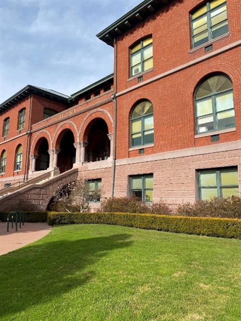 city-hall-lawn_1.jpg